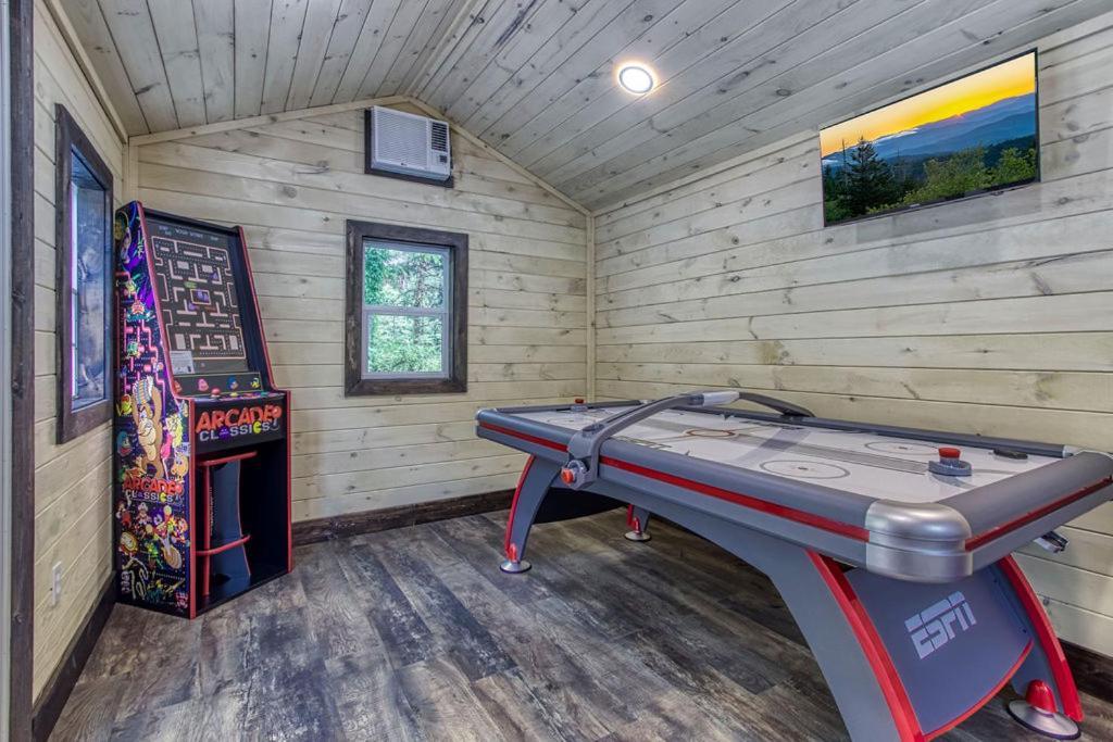 Tranquility Hollow, Indoor Pool, Game Room, 1089 Free Tickets Each Paid Day, Dollywood And More! Sevierville Dış mekan fotoğraf